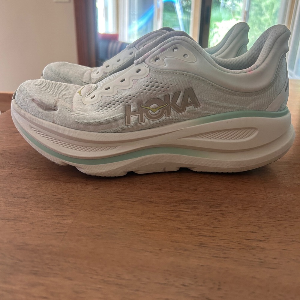 Hoka Bondi 9